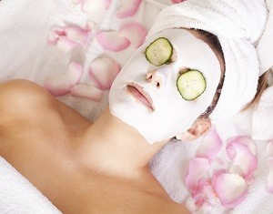 facial with cucumbers
